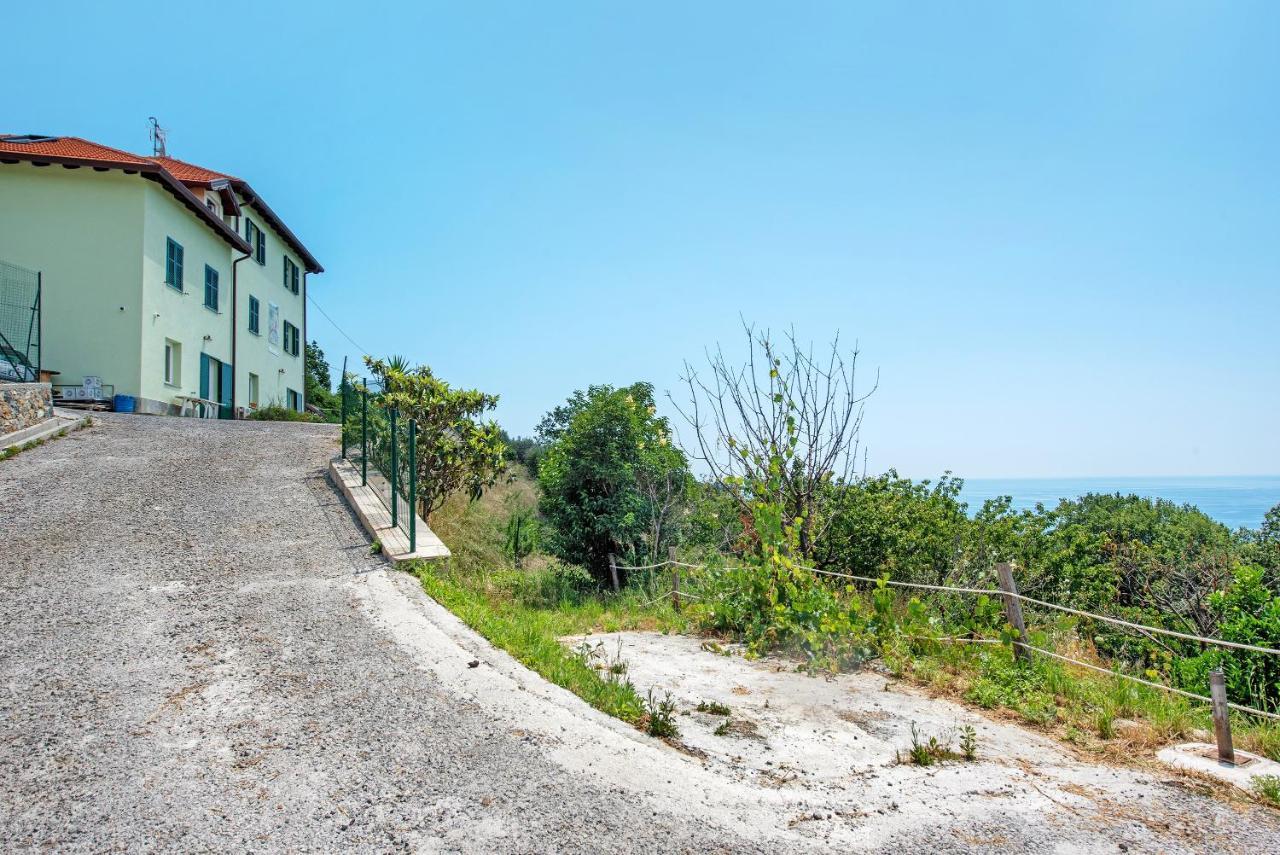Chiara Du Ciapin - Osservatorio Cogoleto Exterior photo